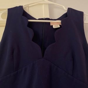 Love...ady sleeveless dress w/ scalloped neckline